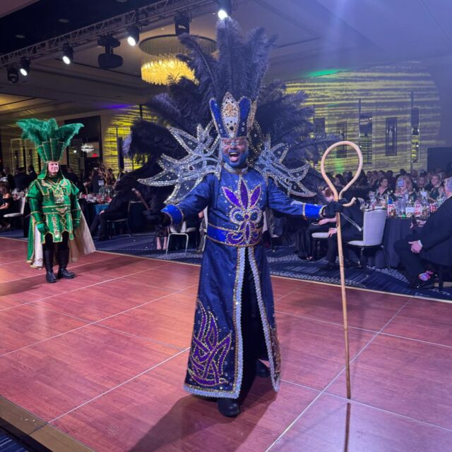 🎭✨NMA Board Chair, Dr. Maurice Sholas, is bringing the magic to 2025 as Merlin the Magical with the Krewe of King Arthur! 🏰✨ The weather may have tried to slow them down, but tonight, the celebration rolls on!

Get ready, because Merlin 2025 is casting a spell on you! 💫🔮 King Arthur at Night! 🌙🎭

Let the good times roll! ⚜️ #MardiGras #NOLA #Merlin2025 #KingArthurAtNight