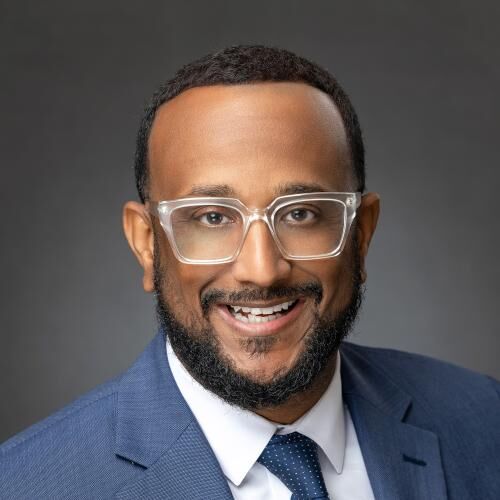 The NMA proudly welcomes Roger A. Mitchell, Jr., MD as our 126th President during the 2025 Annual Convention and Scientific Assembly! 

Dr. Mitchell succeeds Dr. Virginia A. Caine and brings visionary leadership under the theme: “The New Reconstruction: Mobilizing Healthcare Justice for a New America – Our Patients, Providers, and Policy.” 

President of Howard University Hospital, renowned forensic pathologist, published author, and public health advocate, Dr. Mitchell is committed to advancing health equity and justice for Black communities across the country.

READ MORE: http://bit.ly/4meLAd3

Join us as we embark on a transformative year for the NMA and the future of medicine.
#NMA2025 #BlackDoctorsLead #HealthEquity #TheNewReconstruction #DrRogerMitchell #NMAPresident #JusticeInHealthcare #NMAChicago #OurPatientsProvidersPolicy #PublicHealthLeadership